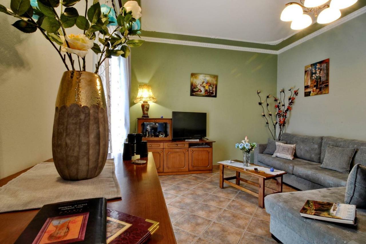 Angela Pool Apartments Agios Georgios Pagon Exteriör bild