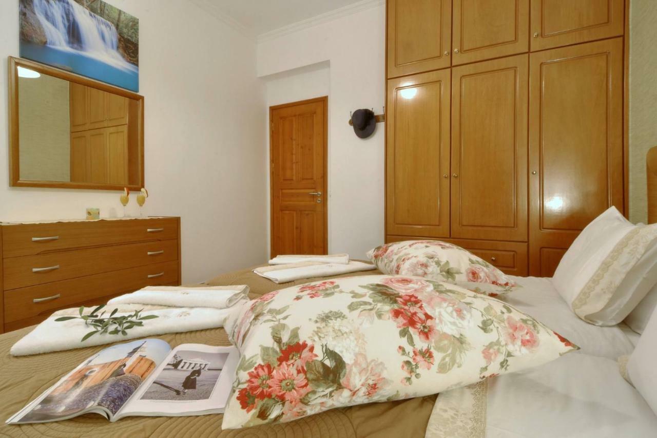 Angela Pool Apartments Agios Georgios Pagon Exteriör bild